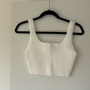 Aritzia Babaton Sculpt Knit Squareneck Cropped Tank